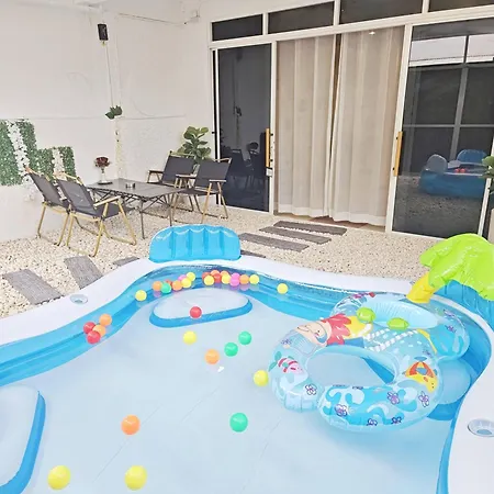 Ratchada Retreat Villa 2